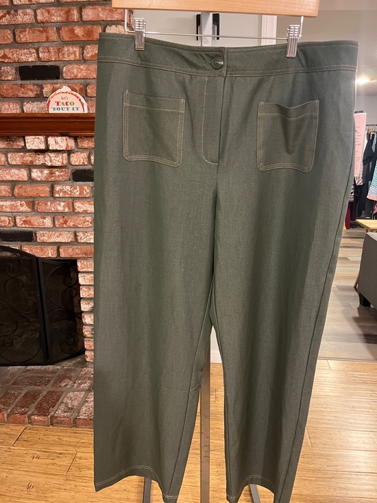 Nanette Lepore Pants - $78 NWT Nanette Lapore Olive green pants